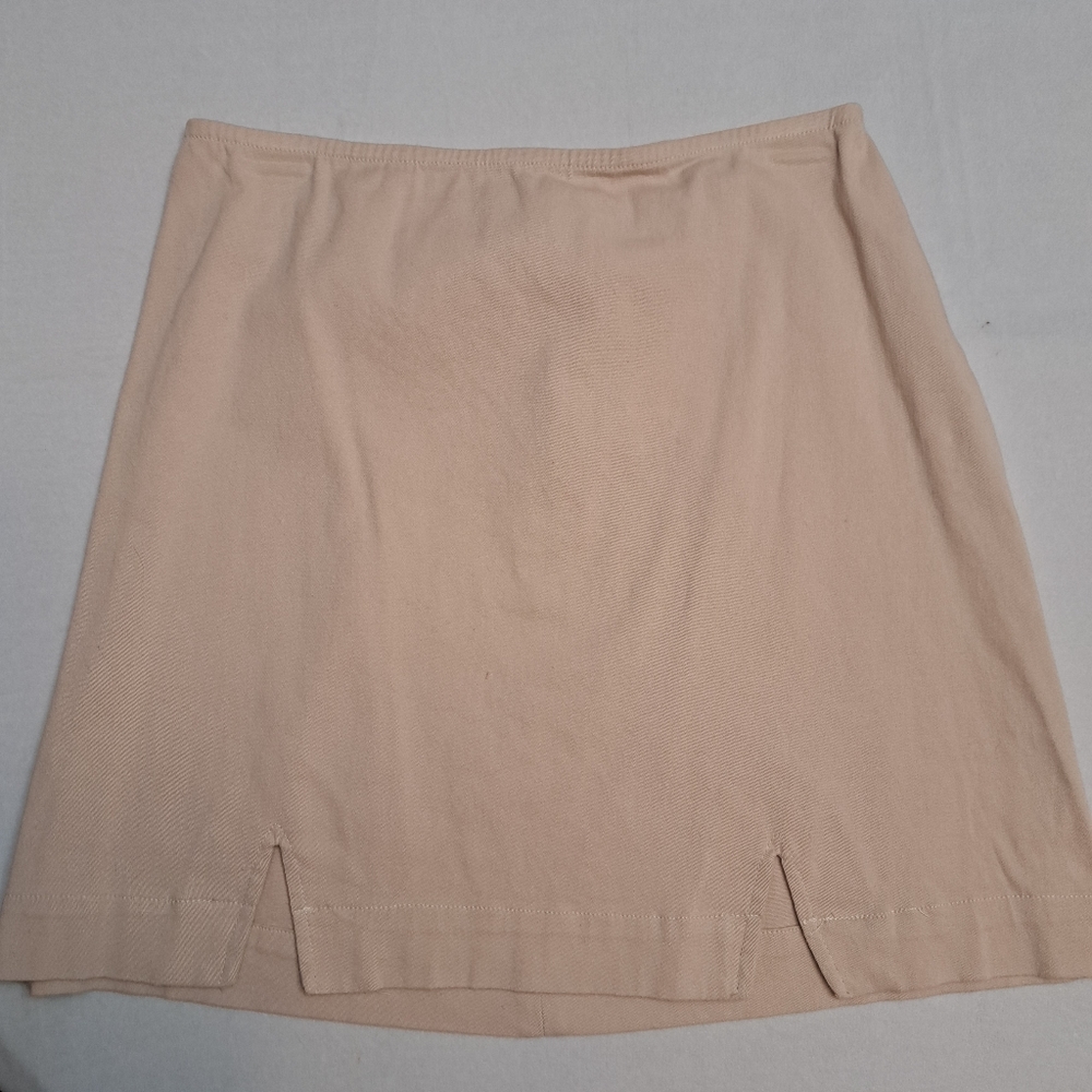 Women's GB beige, cotton mini with double slits in front. Size L.